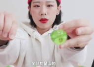 网红小姐姐吃各种巧克力,网红小姐姐的甜蜜挑战之旅